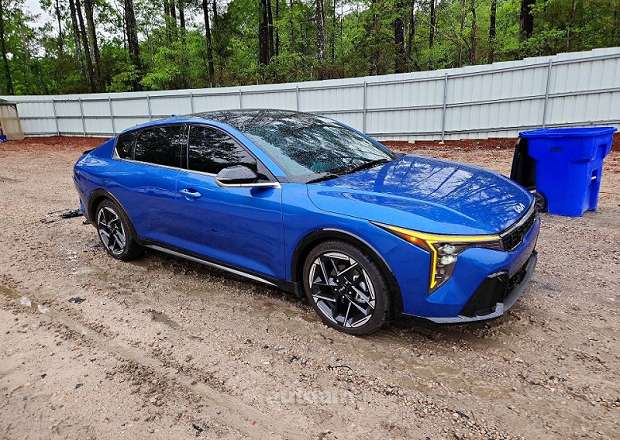 Kia K4