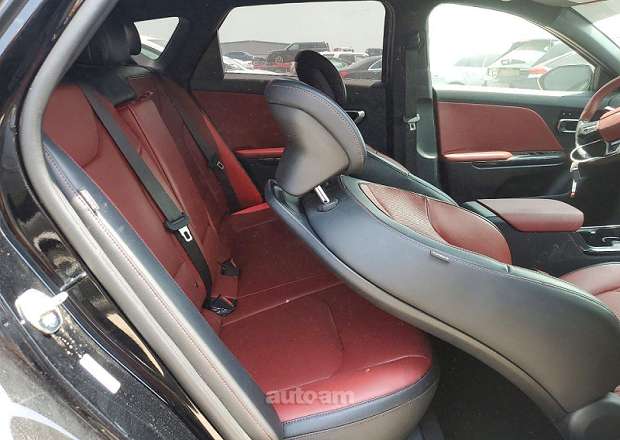 Kia K4