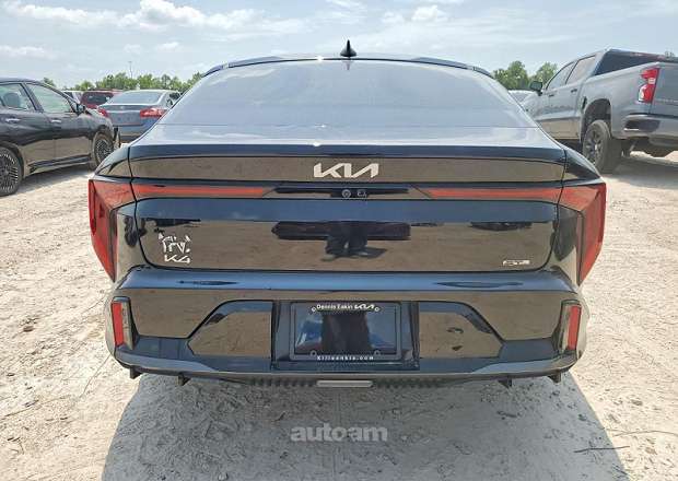 Kia K4
