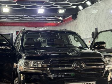 Toyota Land Cruiser 200  2020 