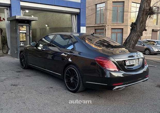 Mercedes-Benz S 500