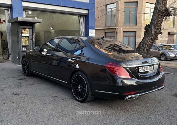Mercedes-Benz S 500