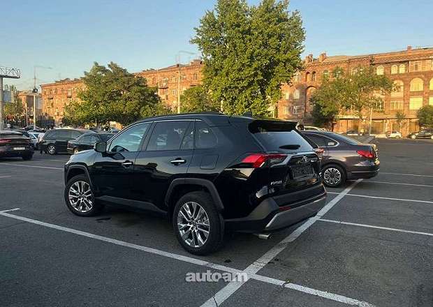 Toyota Rav 4