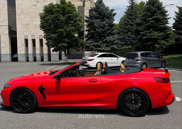 BMW 850