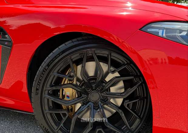 BMW 850