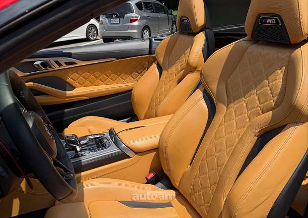BMW 850