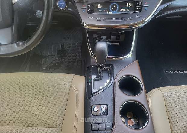 Toyota Avalon 2018 — լուսանկար 10