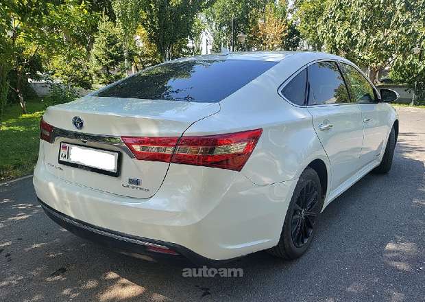 Toyota Avalon 2018 — լուսանկար 6