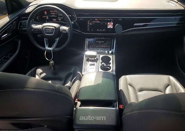 Audi Q8