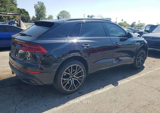 Audi Q8