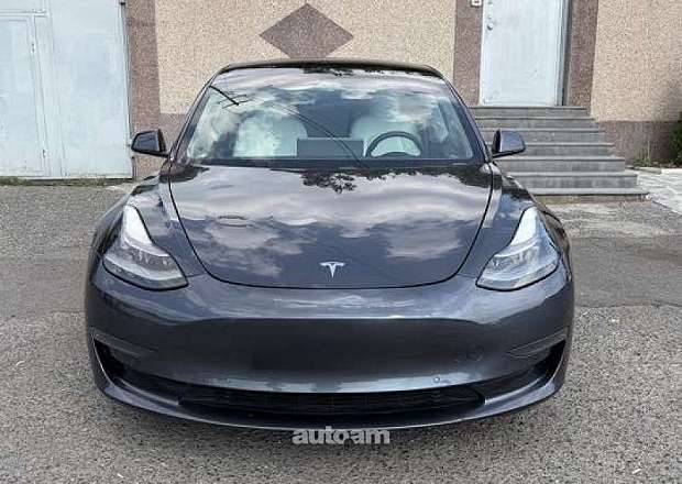 Tesla Model 3 2021 — photo 2