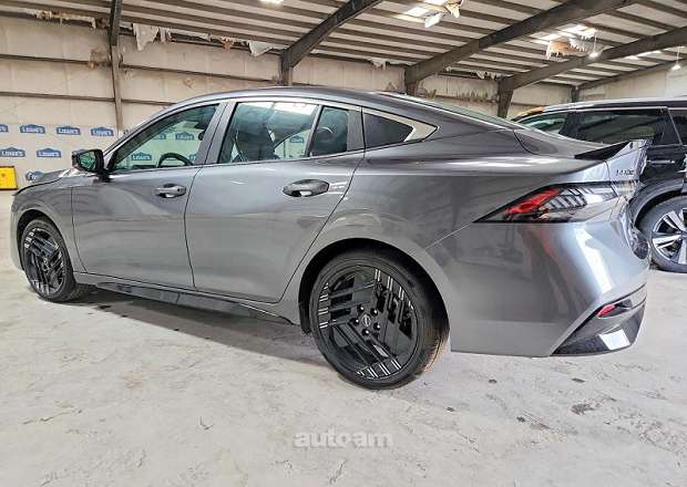 Nissan Sentra