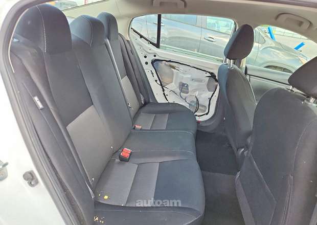Nissan Sentra