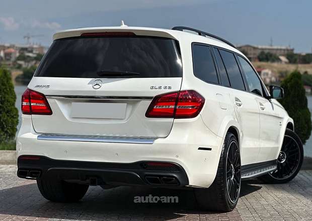 Mercedes-Benz CLS 63 AMG