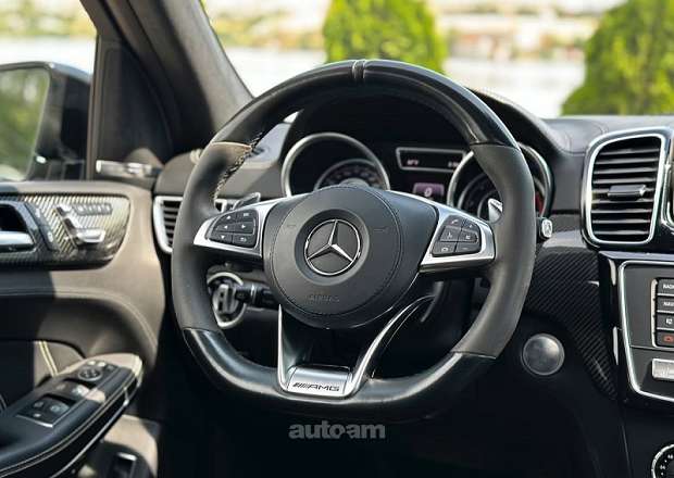 Mercedes-Benz CLS 63 AMG