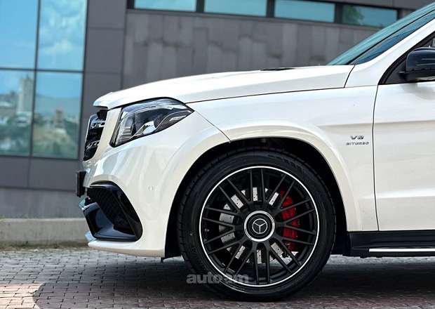 Mercedes-Benz CLS 63 AMG