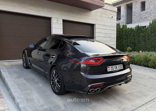 Kia Stinger