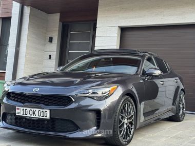 Kia Stinger  2018 