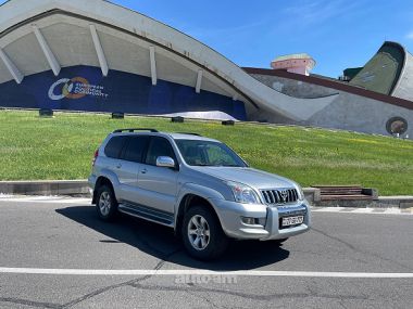 Toyota Land Cruiser Prado  2004 