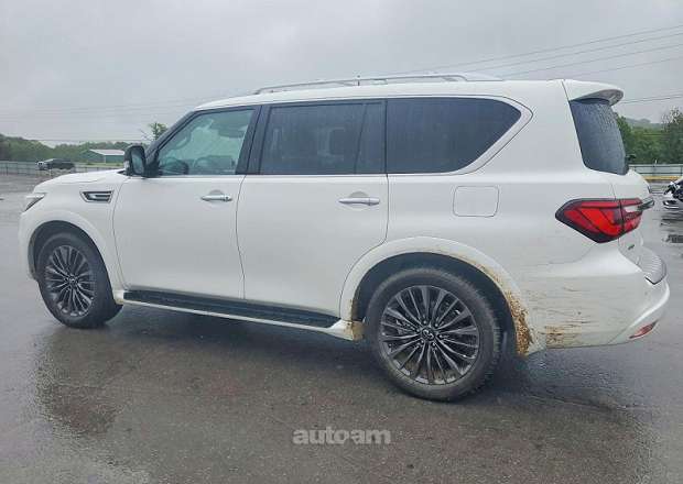 Infiniti QX80