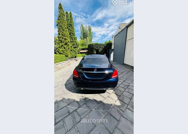 Mercedes-Benz C 300