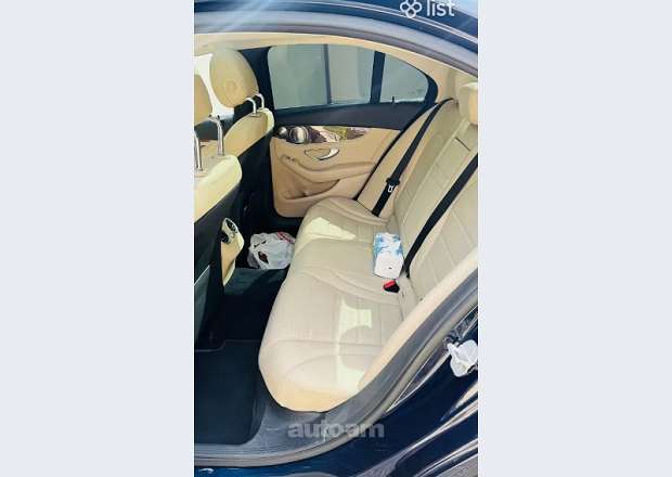 Mercedes-Benz C 300