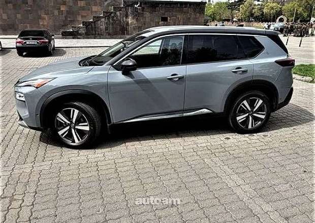 Nissan Rogue