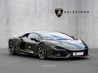 Lamborghini Revuelto  2025 