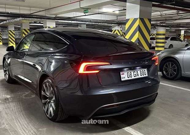 Tesla Model 3 2025 — photo 4