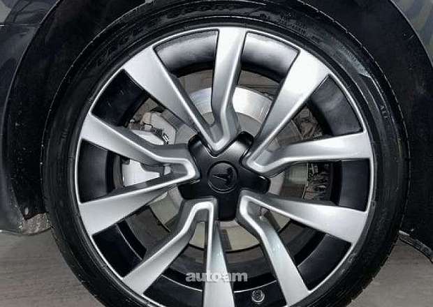 Tesla Model 3 2025 — photo 12