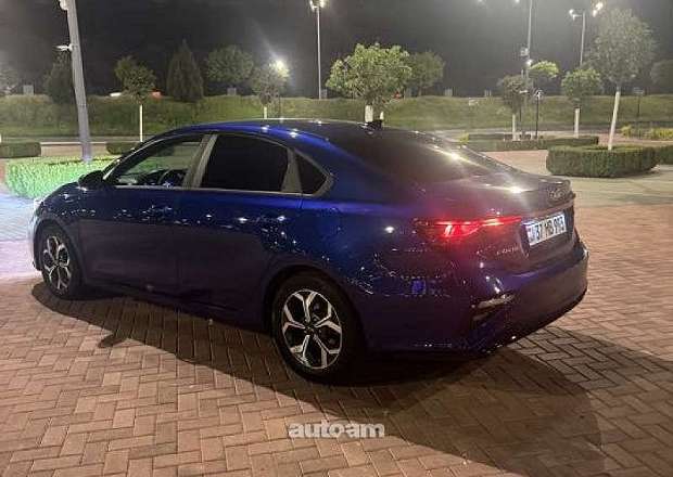Kia Forte 2019 — լուսանկար 4