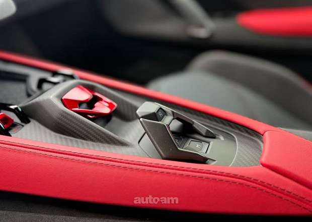 Lamborghini Revuelto