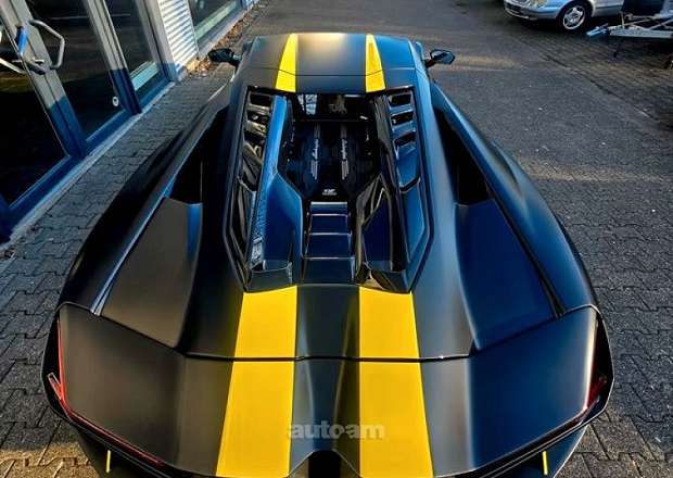 Lamborghini Revuelto