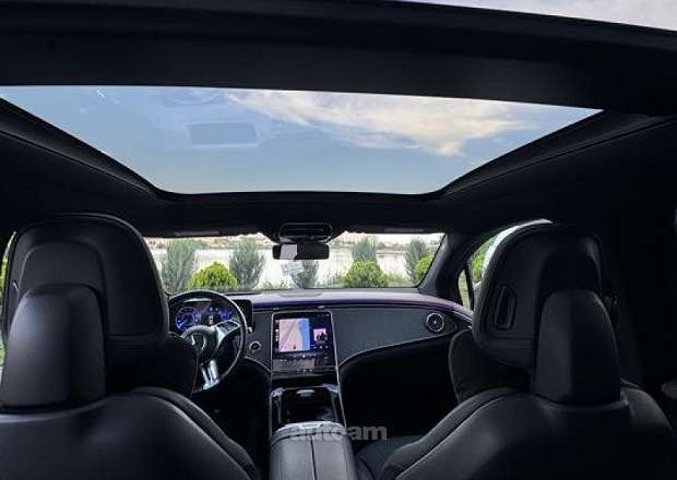 Mercedes-Benz EQE SUV