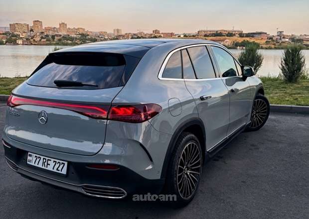 Mercedes-Benz EQE SUV