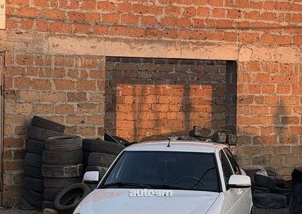 VAZ (Lada) 2172 Priora