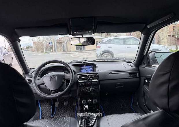 VAZ (Lada) 2172 Priora