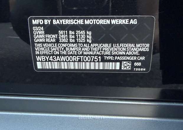 BMW i4