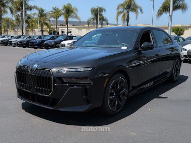 BMW i7  2024 