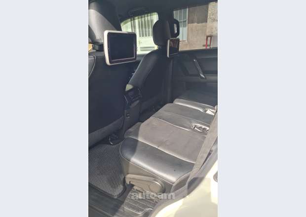 Toyota Land Cruiser Prado 2011 — լուսանկար 6