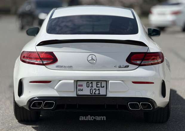 Mercedes-Benz C 63 AMG