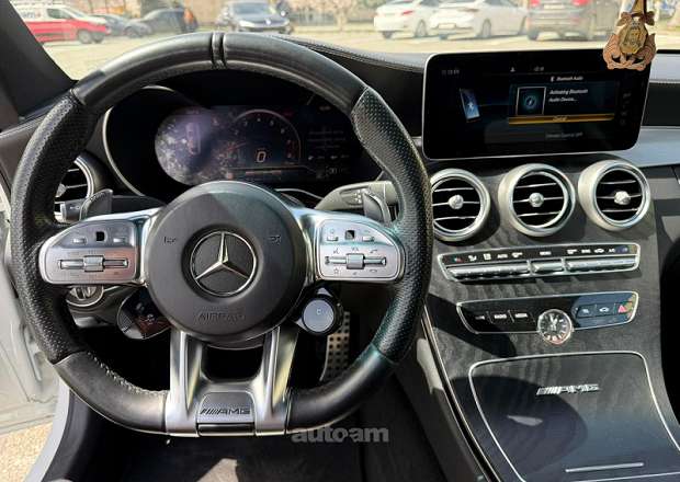 Mercedes-Benz C 63 AMG