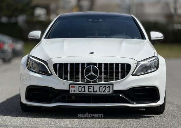 Mercedes-Benz C 63 AMG
