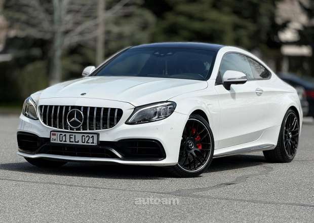 Mercedes-Benz C 63 AMG
