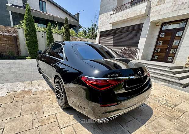 Mercedes-Benz S 450