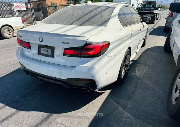BMW 550