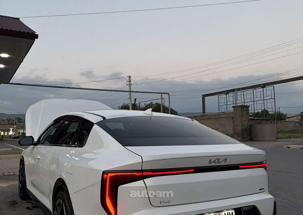 Kia K4 2025 — photo 11