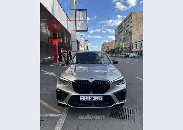 BMW X5 M