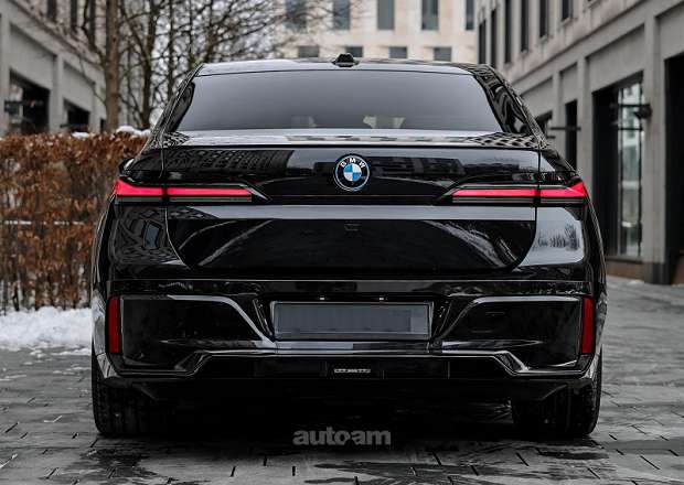 BMW 740