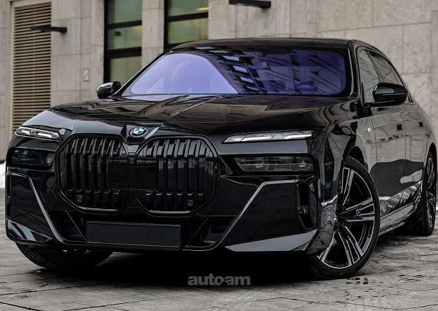 BMW 740